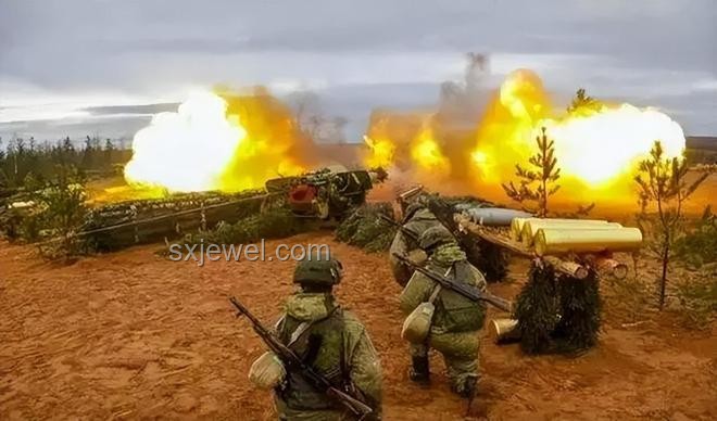 俄军挺进乌重要矿业中心，乌方愿停火：局势分析与影响